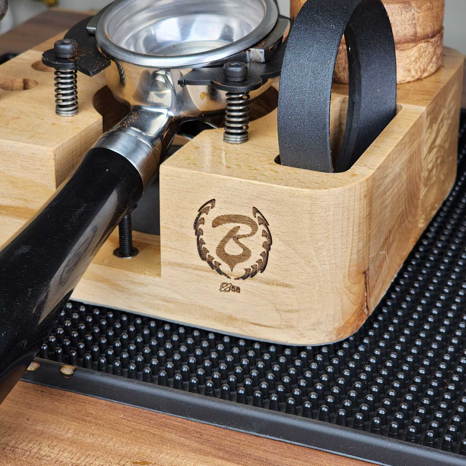 استند پرتافیلتر باریستا اسپیس مدل چوبی کد 58