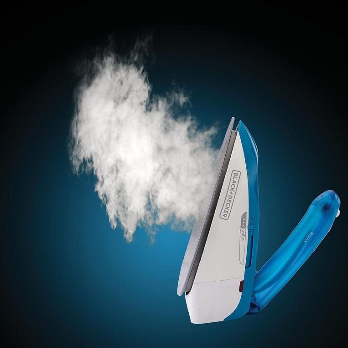 اتو مسافرتی بلک اند دکر مدل TI250