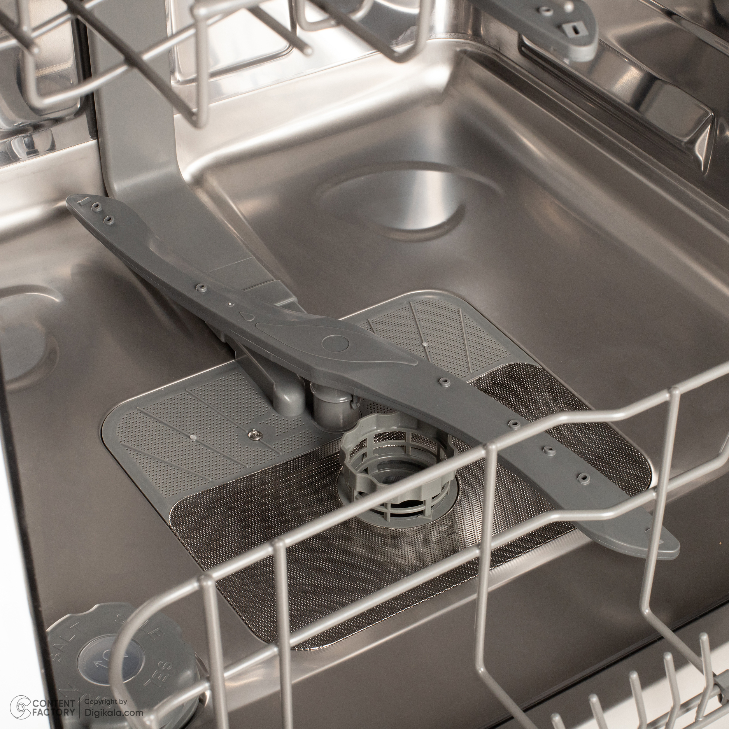 ماشین ظرفشویی 15 نفره ارج مدل DW150704W