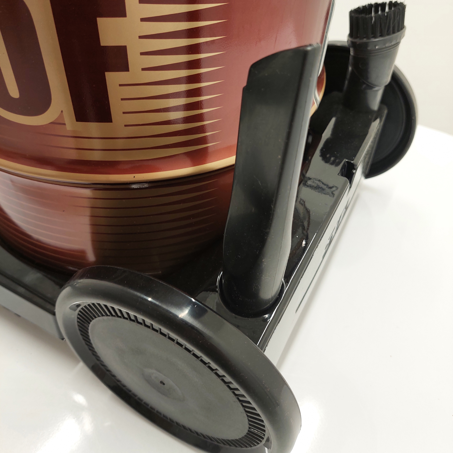 جاروبرقی سطلی 2200 وات اس تی ال مدل VC-950F