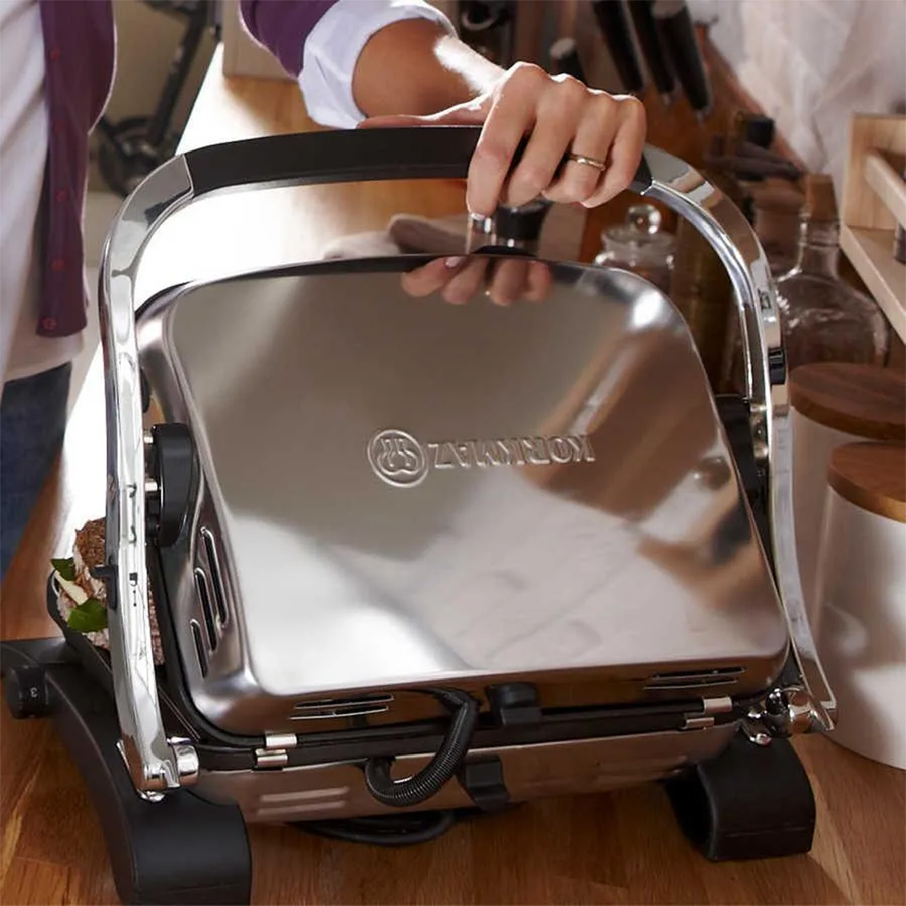 دستگاه ساندویچ ساز و گریل کرکماز مدل A328-05