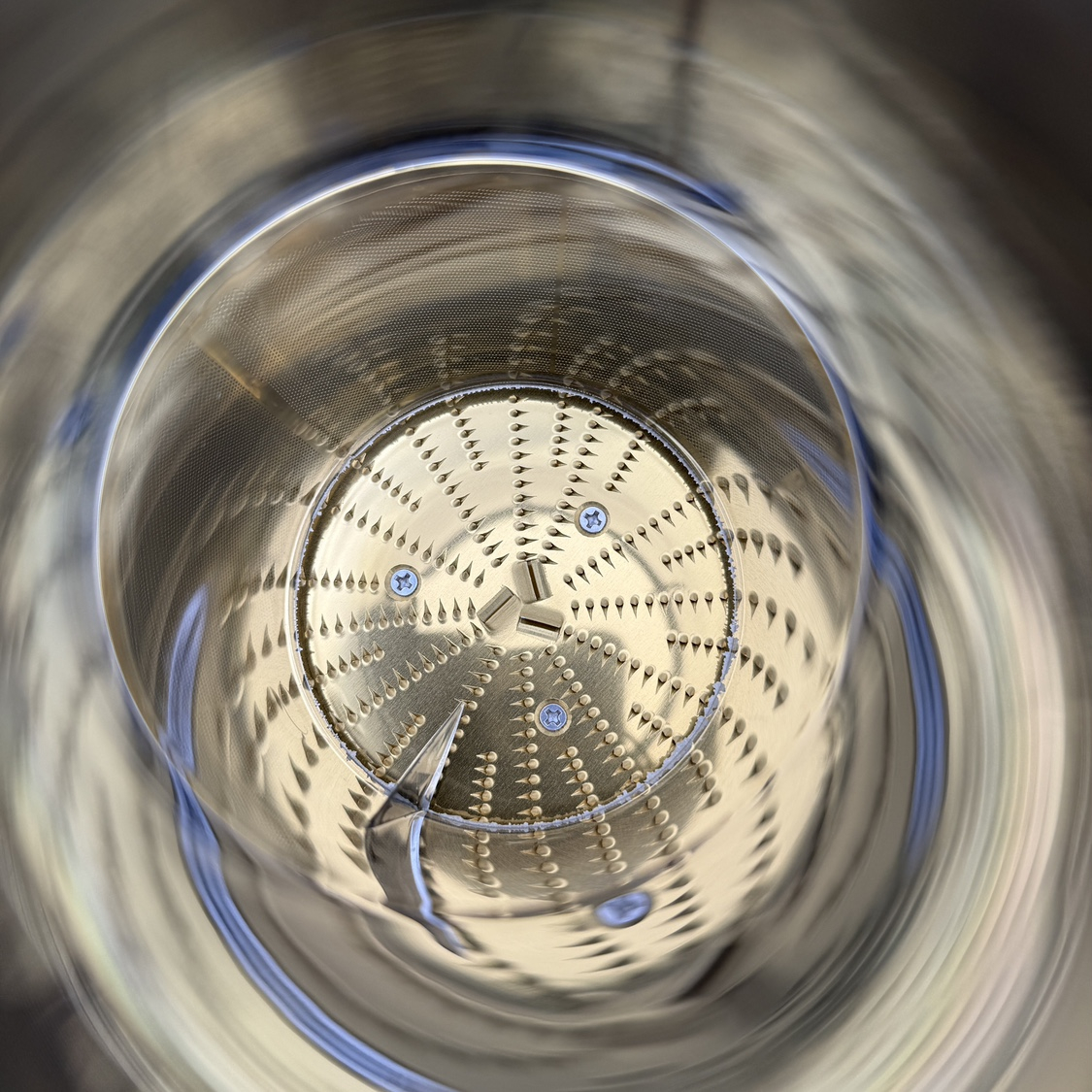 آبمیوه‌گیری ولگا مدل 146-G