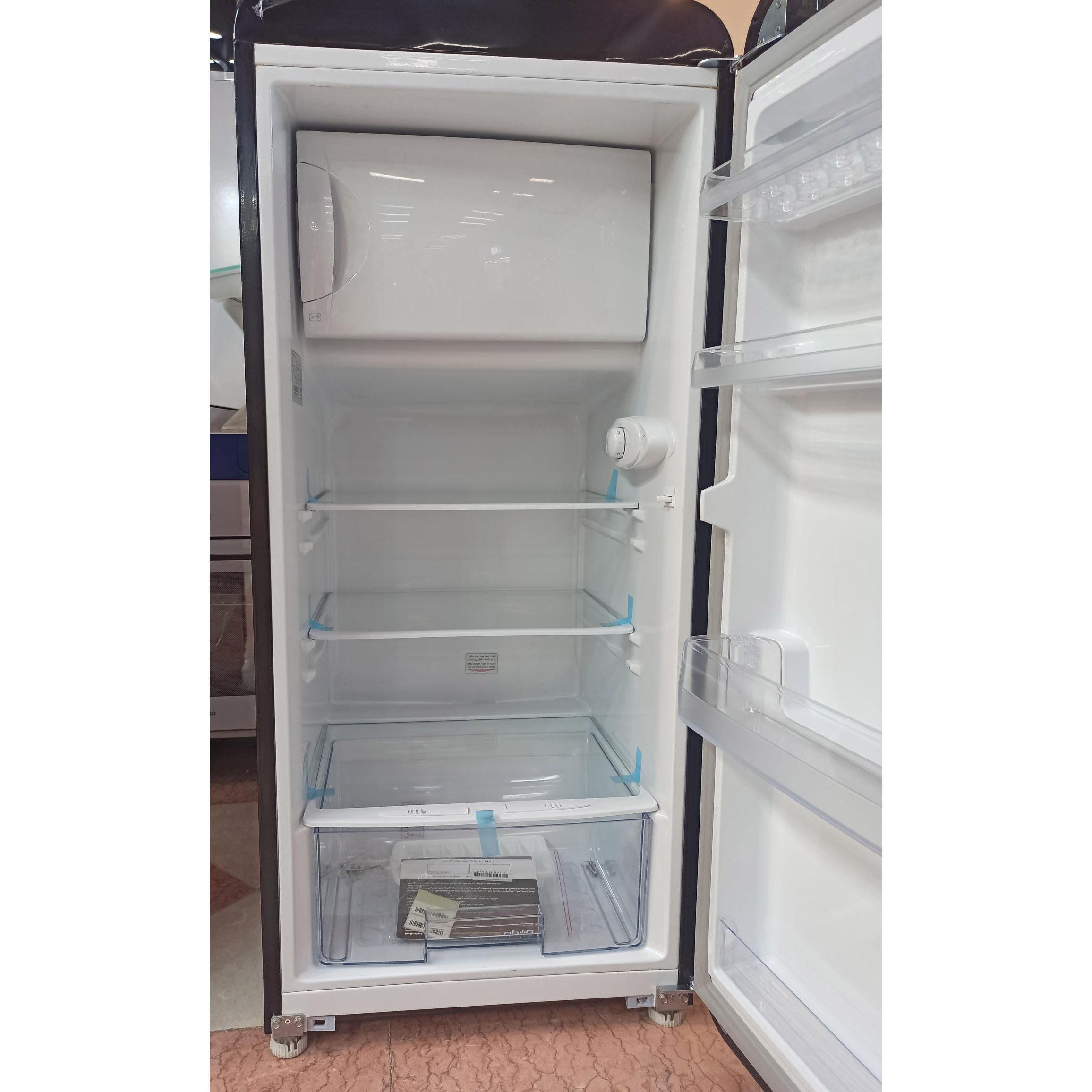 یخچال 10 فوت امرسان مدل R10CLA