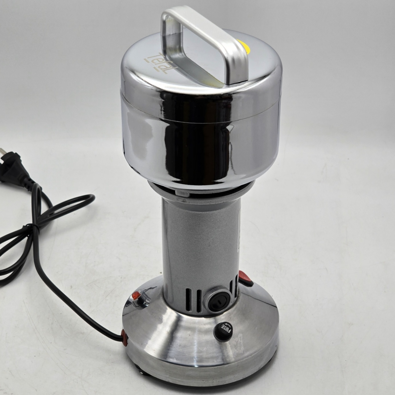 آسیاب صنعتی تفال مدل AM.2025