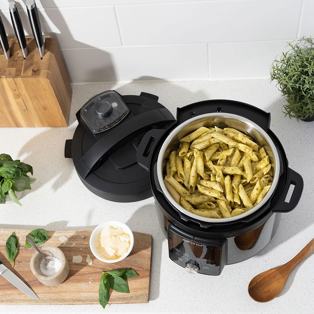 زودپز برقی اینستنت مدل DPPC604 گنجایش 6 لیتر