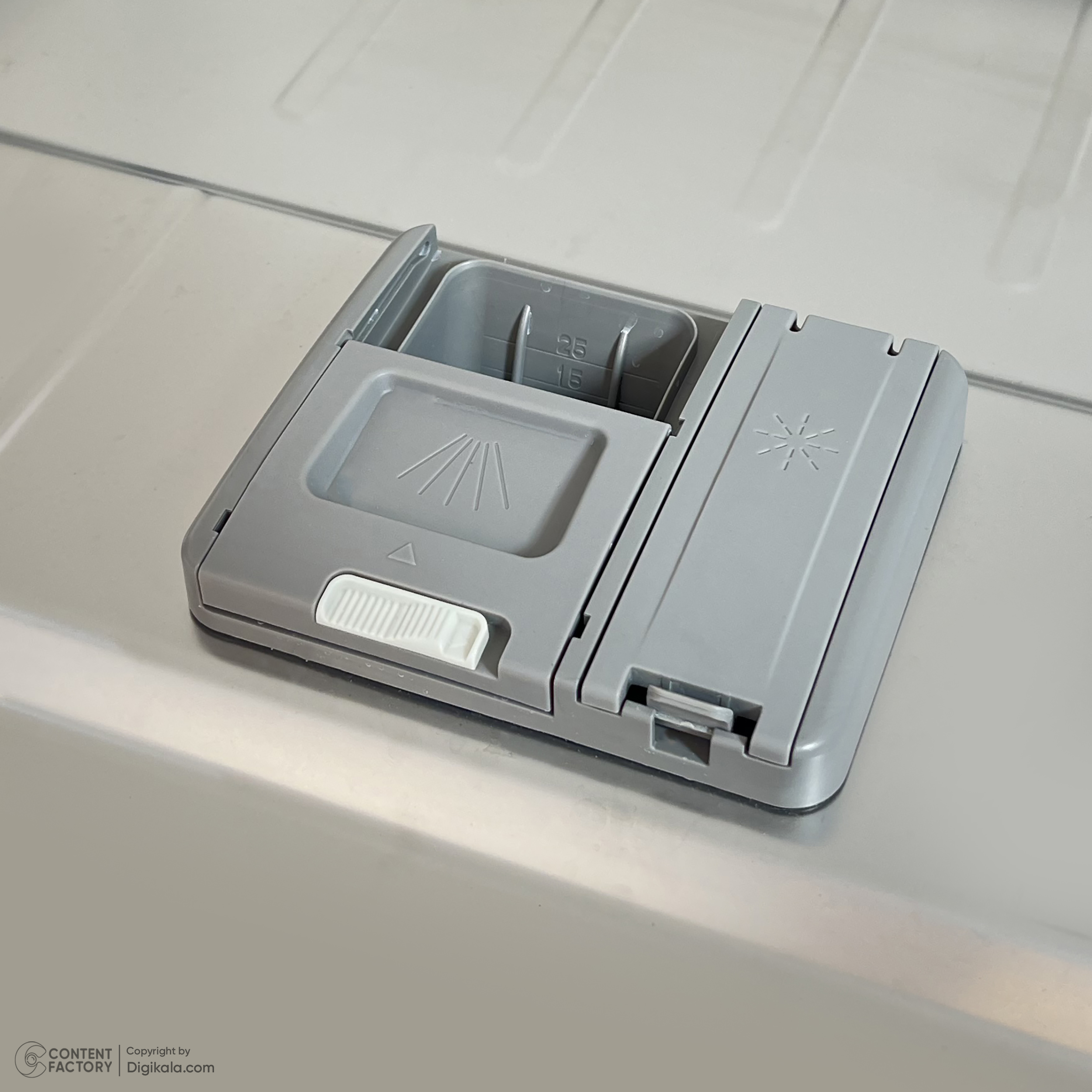 ماشین ظرفشویی ۱۵ نفره بلانتون مدل BBT-DW1522ST