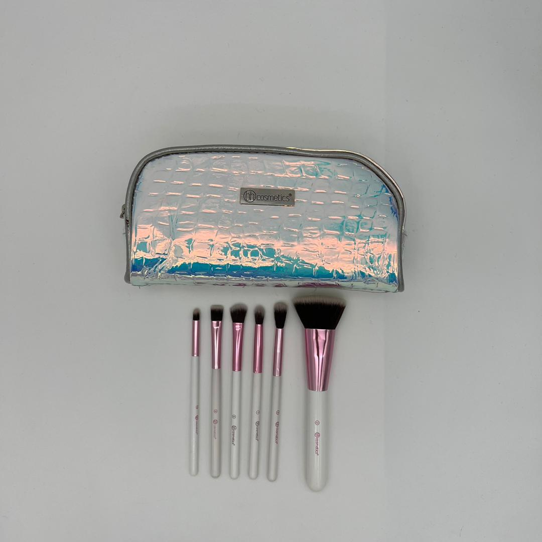 ست براش آرایشی مدل میکا کد 002 مجموعه 7 عددی