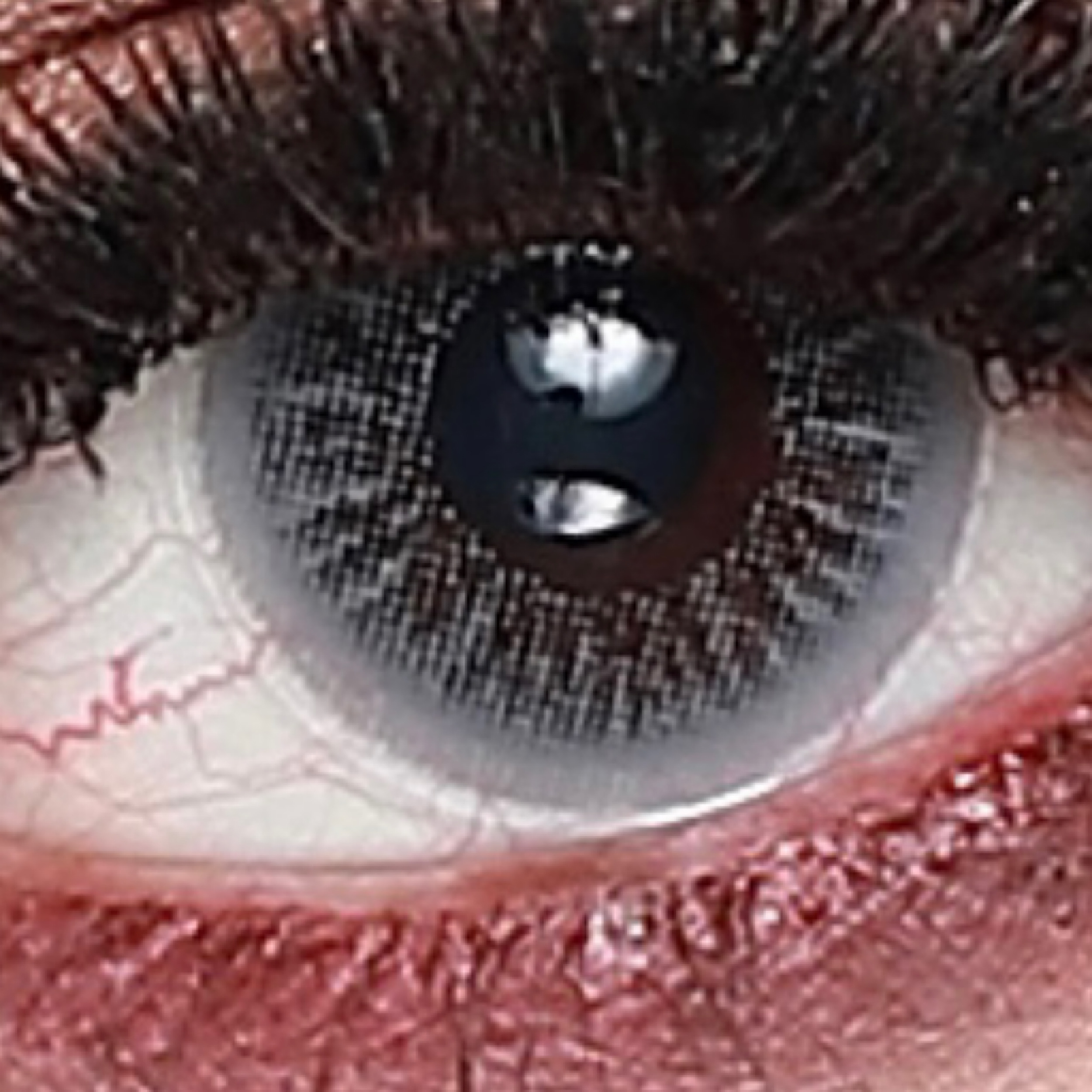 لنز چشم بیوتی کد 139 رنگ طوسی آبی روشن هاله دار