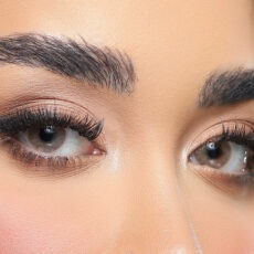 لنز چشم هرا گریس تمیم کانتکت لنز کد 29 رنگ عسلی روشن