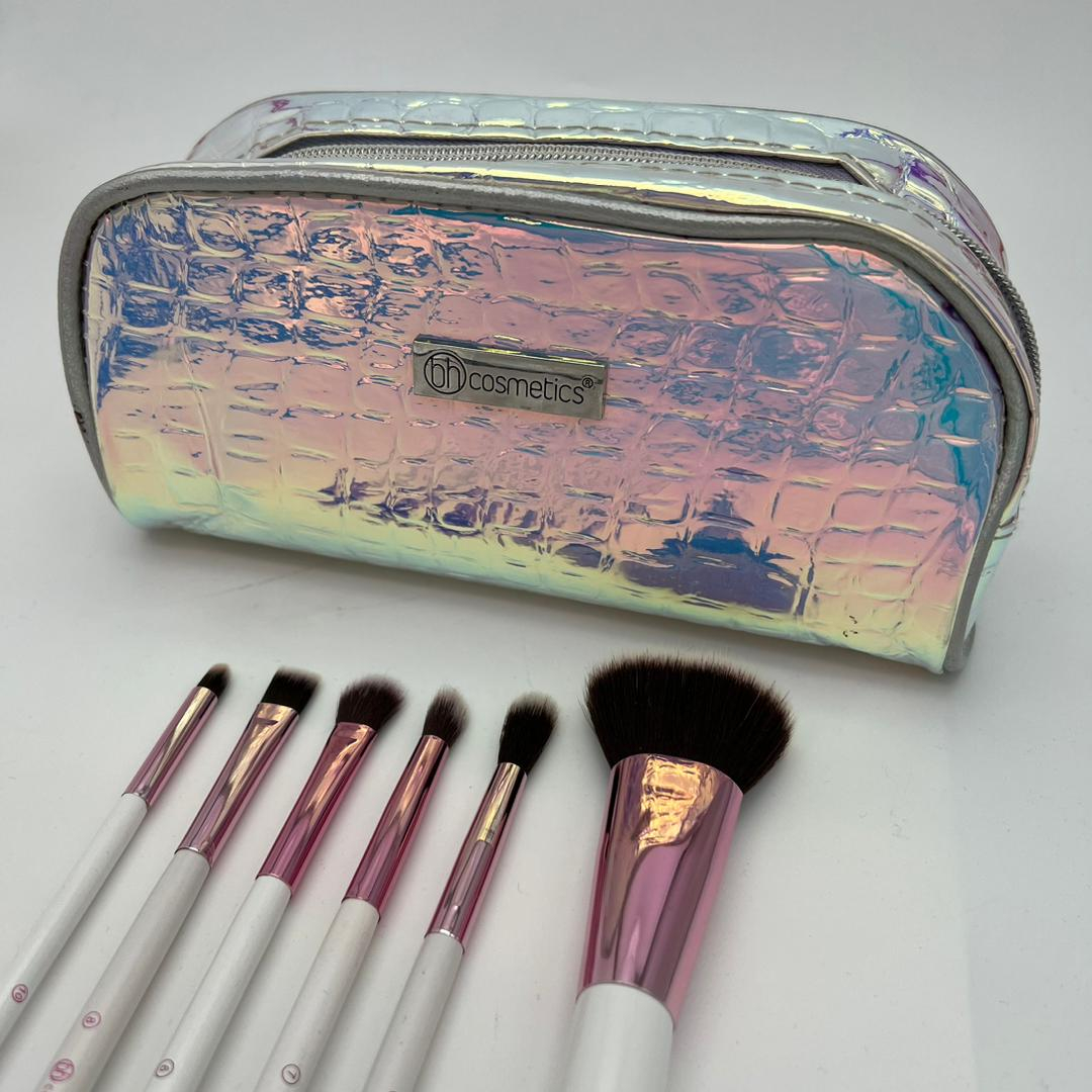 ست براش آرایشی مدل میکا کد 002 مجموعه 7 عددی