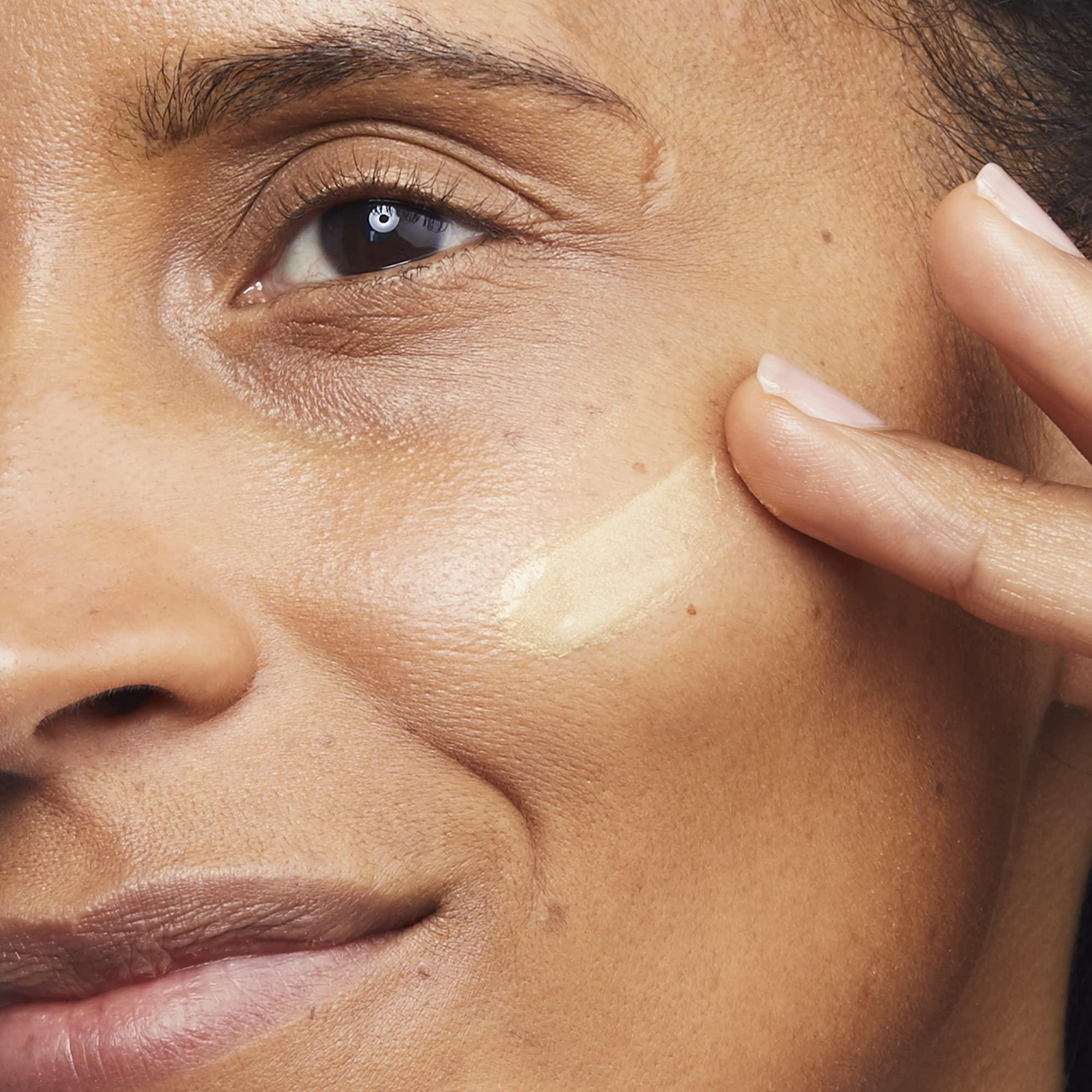 پرایمر تثبیت کننده آرایش سیوره مدل lift & illuminate حجم ۳۰ میلی لیتر