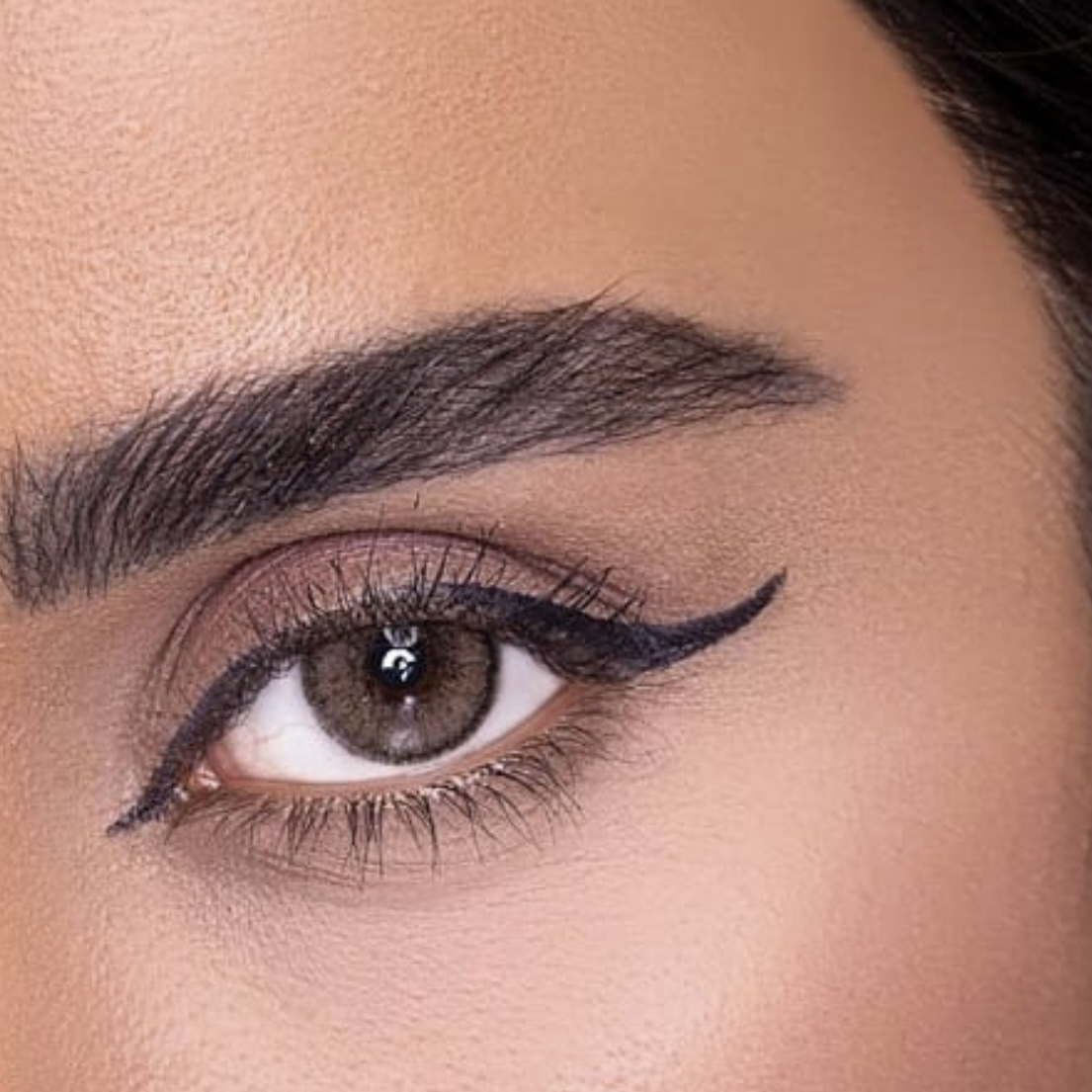 لنز چشم هرا کد 1317 مدل عسلی خاکستری دور دار