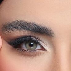 لنز چشم هرا گریس تمیم کانتکت لنز کد 28 رنگ سبز روشن دور دار