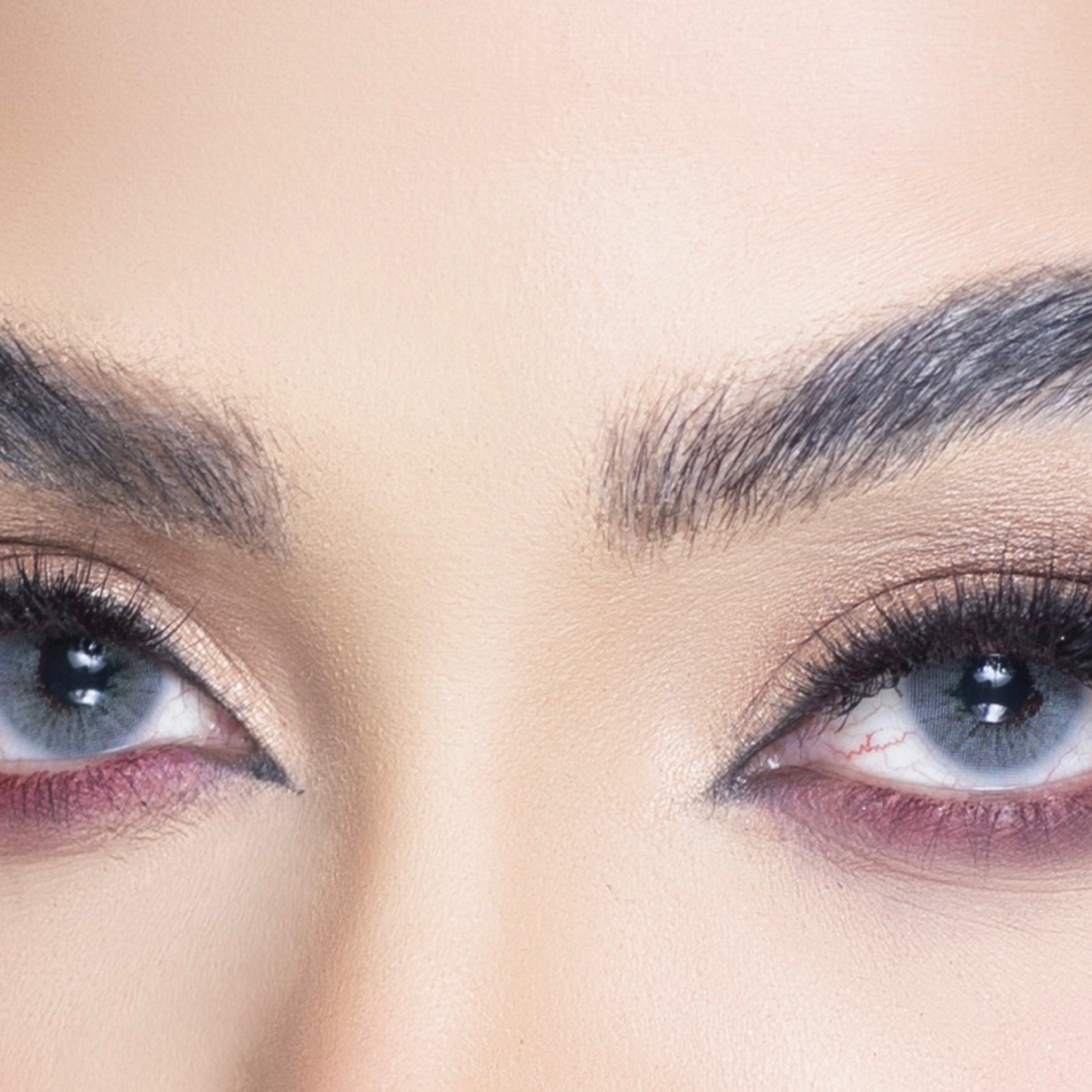 لنز چشم رویال ویژن کد 346 رنگ سبز خاکستری روشن