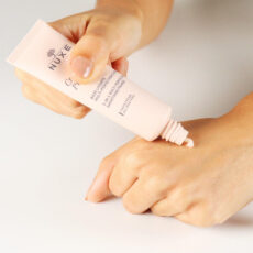 پرایمر نوکس مدل Prodigieuse Boost 5-in-1 Multi-Perfection Smoothing حجم 30 میلی لیتر