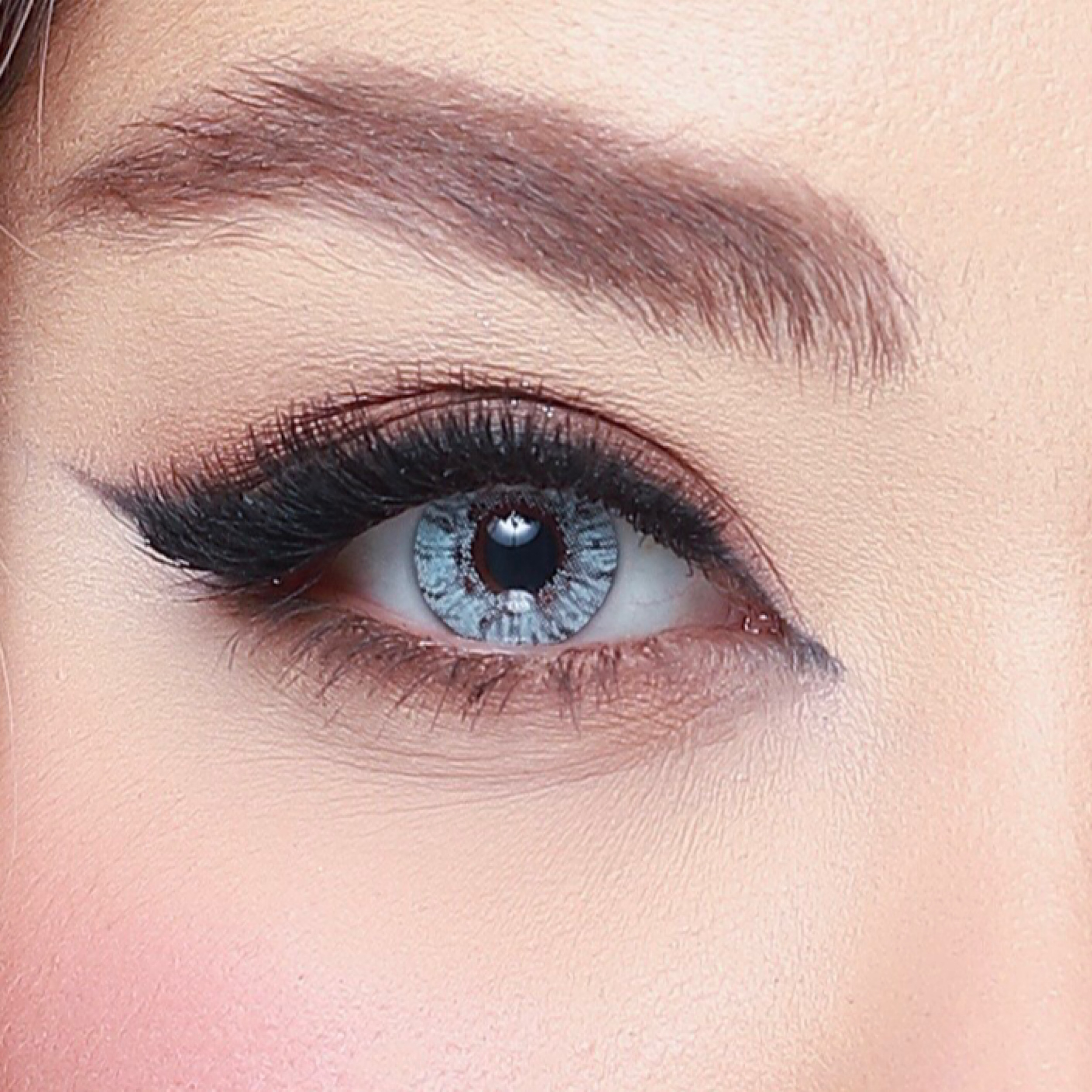 لنز چشم هرا کد ۰۱ رنگ آبی یخی