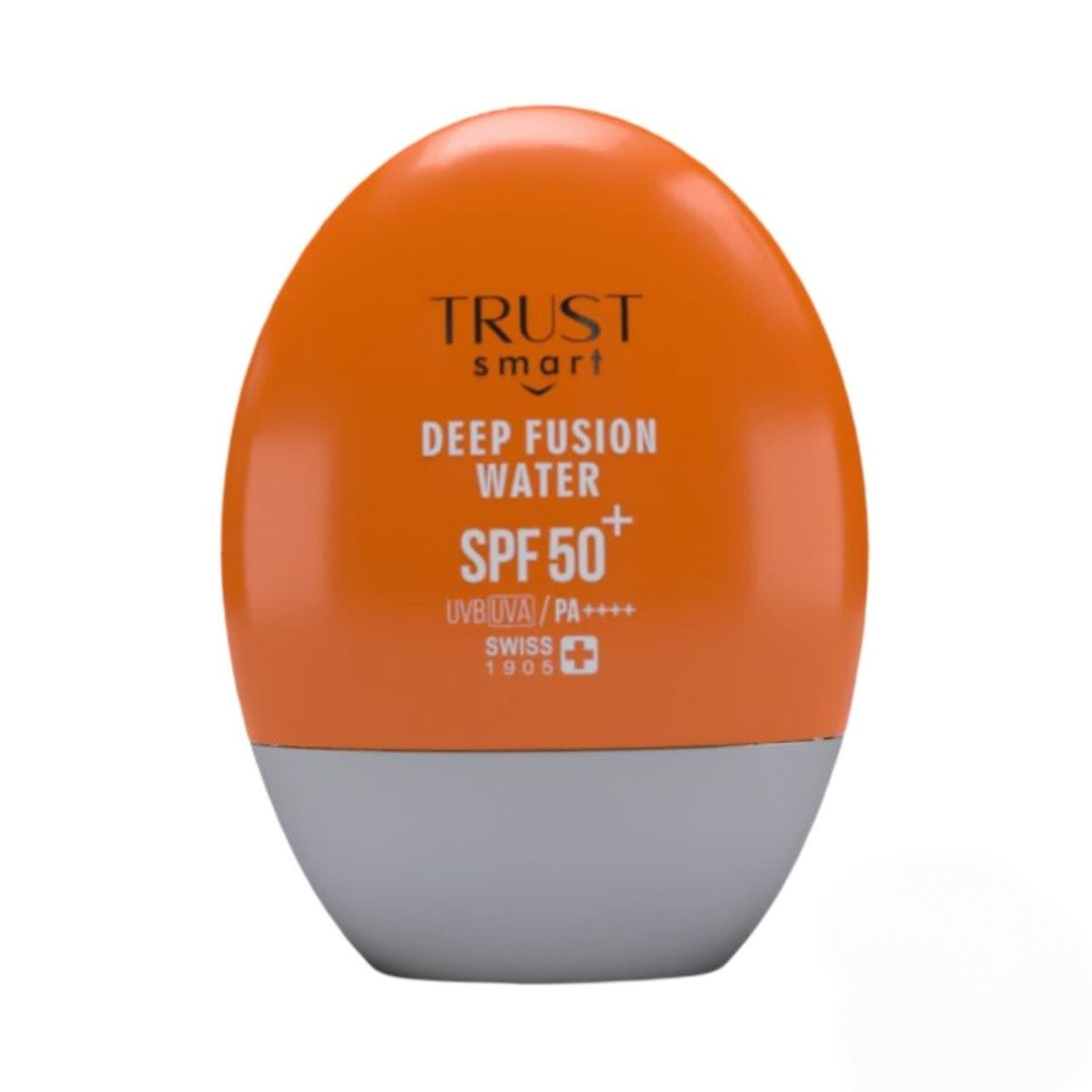 کرم ضد آفتاب بدون رنگ تـراسـت SPF 50 مدل دیپ فیوژن واتر محافظ UVA،UVB مناسب برای انواع پوست حجم 40 میلی لیتر