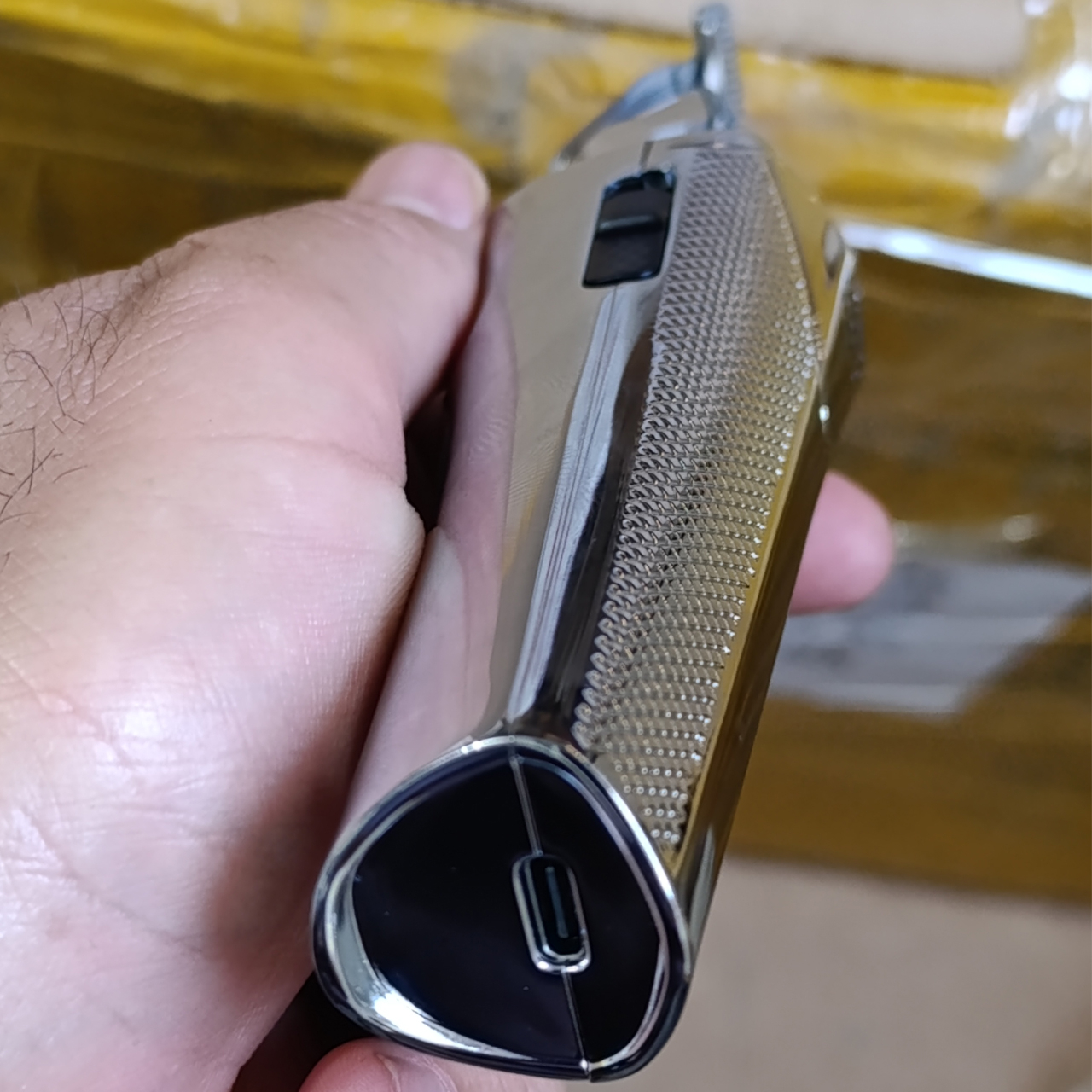 ماشین اصلاح موی سر و صورت شارژی دیناواری مدل D-191