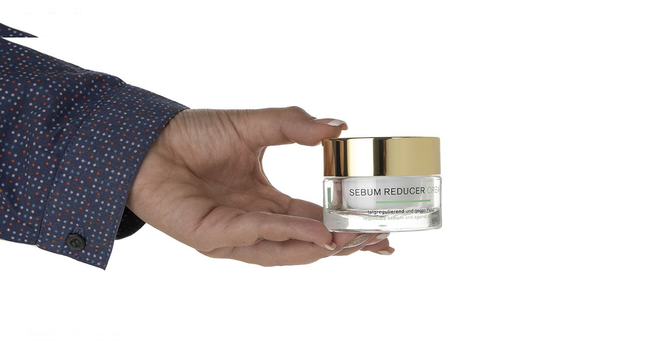 کرم کنترل کننده چربی دکتر کلوگل اسکین کِر مدل Sebum Reducer حجم 30 میلی لیتر