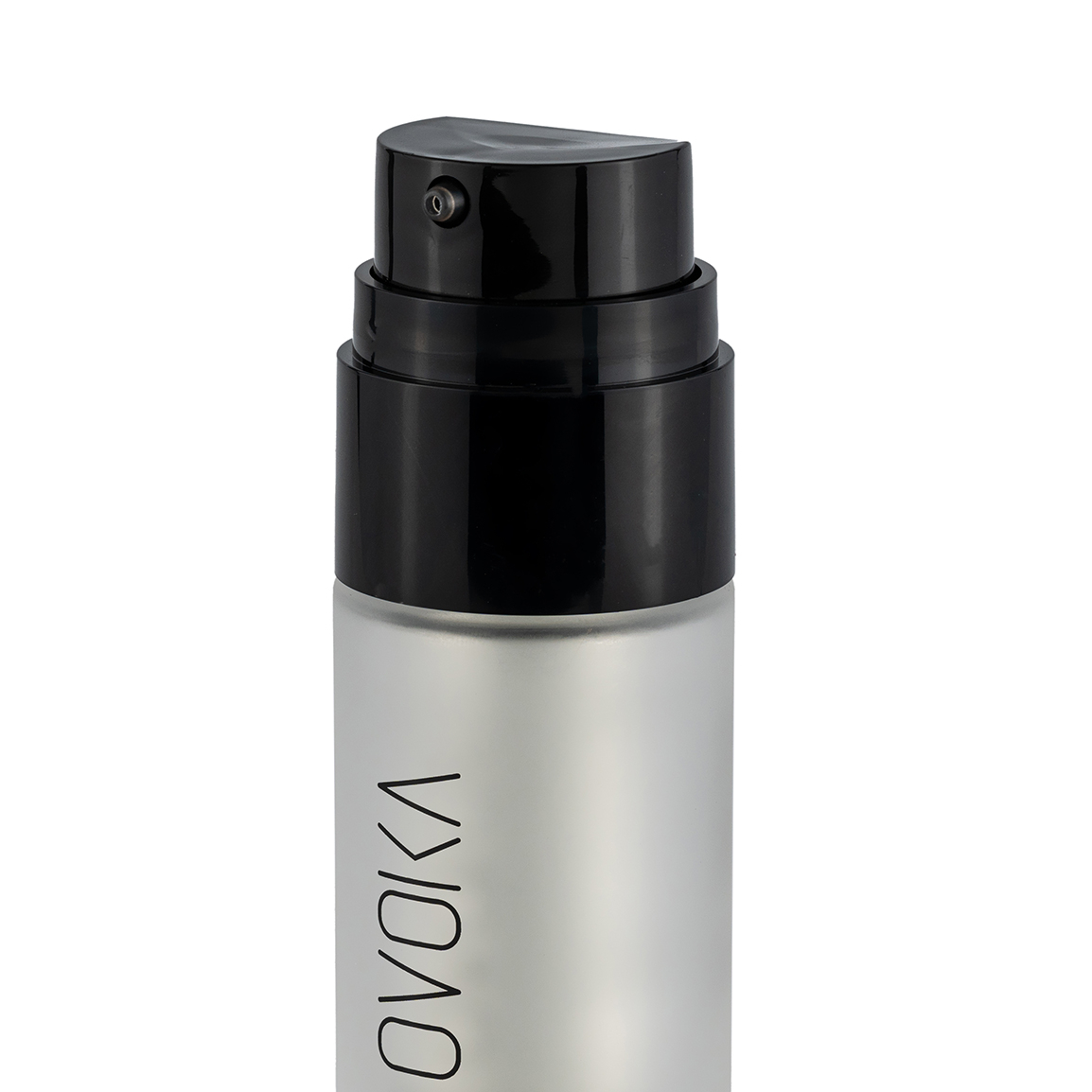 سرم ضدچروک و جوانساز پوست اُوُکا مدل رتینول 0.1 درصد و پپتاید مناسب برای انواع پوست حجم ۳۰ میلیلیتر