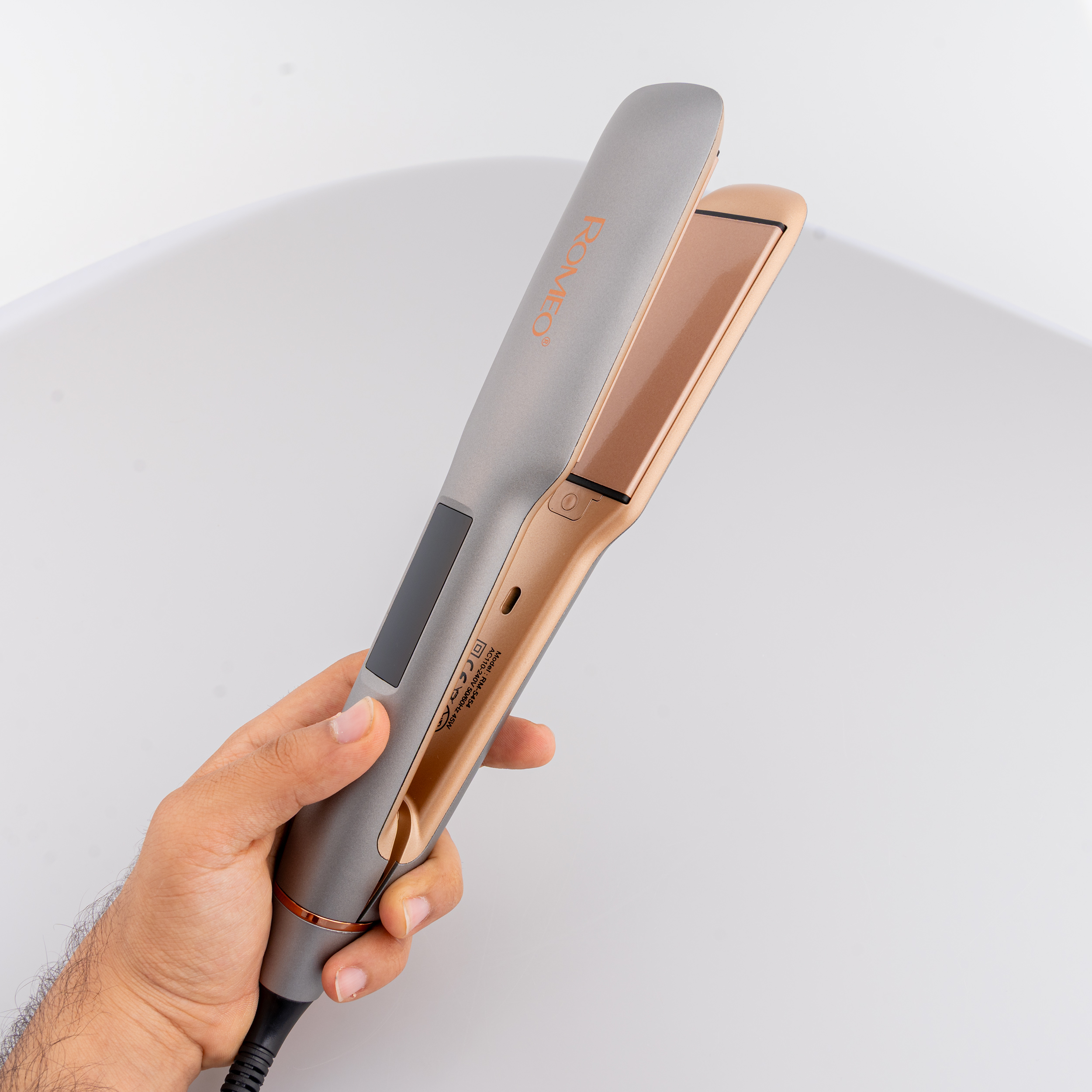 اتو مو حرفه ای رومئو مدل RM-5454