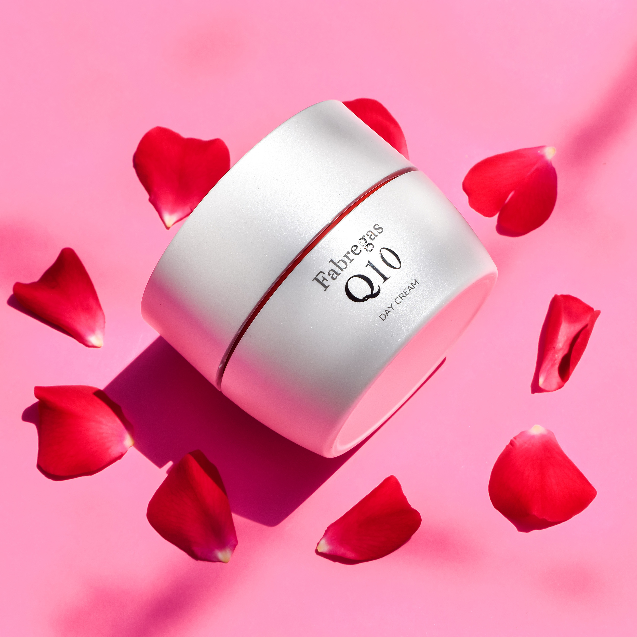 کرم ضد چروک روز فابریگاس مدل هیالورونیک اسید Q10 حجم 50 میلی لیتر