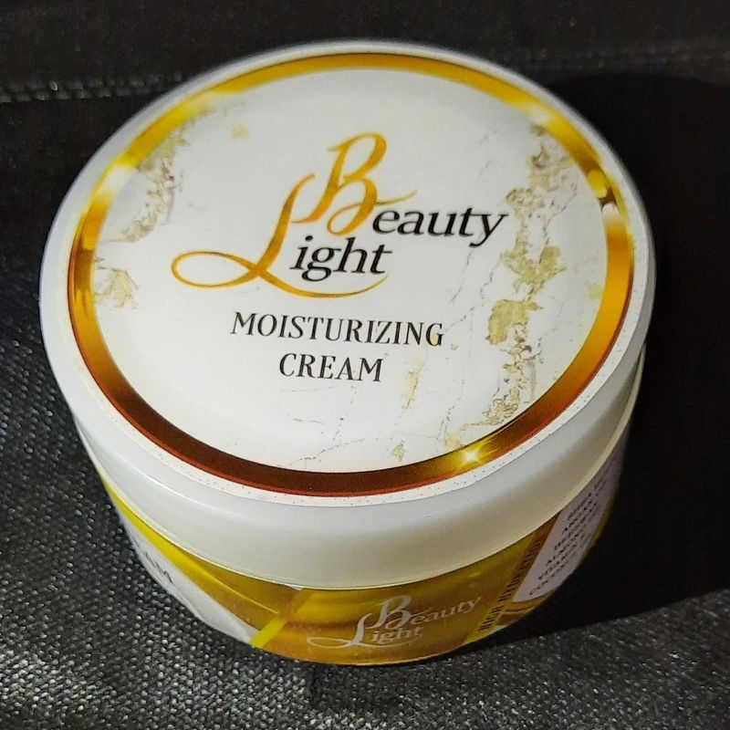 کرم مرطوب کننده و آبرسان لایت بیوتی مدل آرگان شی باتر حجم 200 میلی لیتر مجموعه 12 عددی