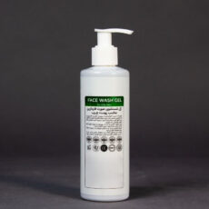 ژل شست‌وشوی صورت فارمازین مدل درخت چای و کالاندولا مناسب برای پوست چرب حجم 250 میلی لیتر مجموعه دو عددی