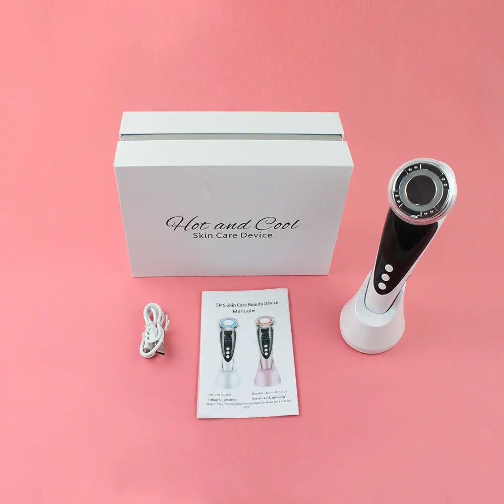 دستگاه جوانسازی مدل D022 EMS- Hot and Cool Skin Care