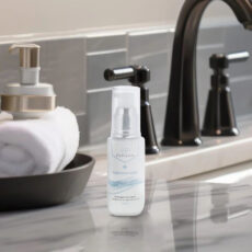 کرم آبرسان آرت وینا مدل هیالورنیک پلاس حجم 50 میلی‌لیتر