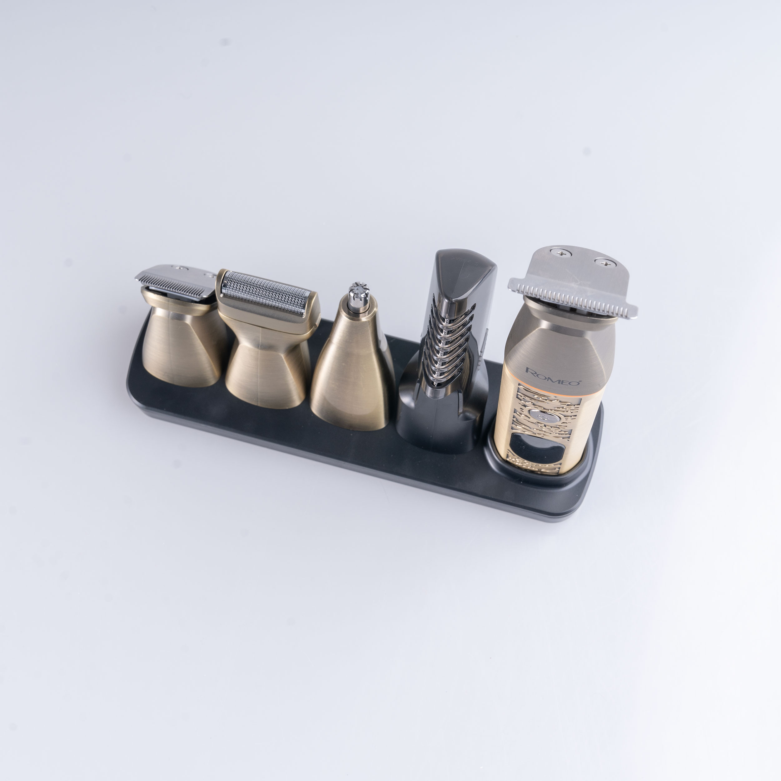 ست ماشین اصلاح موی صورت و بدن رومئو مدل RM-2626