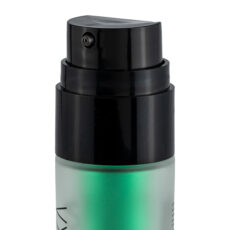 سرم کاهش دهنده منافذ باز اوکا مدل نیاسینامید 5٪ مناسب برای انواع پوست حجم 30 میلیلیتر