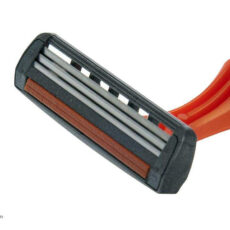 خود تراش بیک مدل sensitive.3 مجموعه 2 عددی