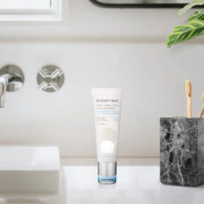 کرم آبرسان برایت مکس مدل هیالورونیک‌اسید حجم 50 میلی‌لیتر