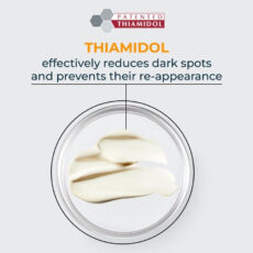 فلوئید ضد آفتاب بدون رنگ اوسرین SPF 50 مدل Pigment Control ‌مناسب انواع پوست حجم 50 میلی‌لیتر