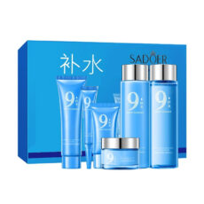 مجموعه مراقبت از پوست سادور مدل هیالورونیک اسید مناسب برای انواع پوست بسته 6 عددی