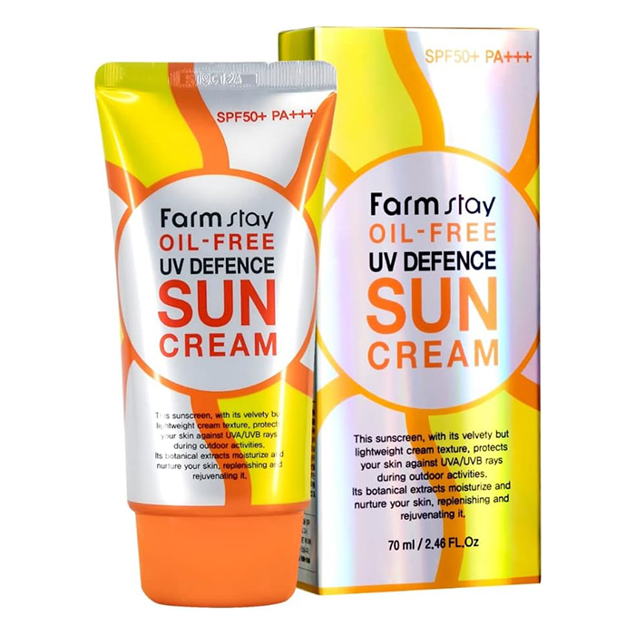 کرم ضد آفتاب بی رنگ فارم استی spf 50 مدل OIL-FREE مناسب پوست های مختلط و چرب حجم 70 میلی لیتر
