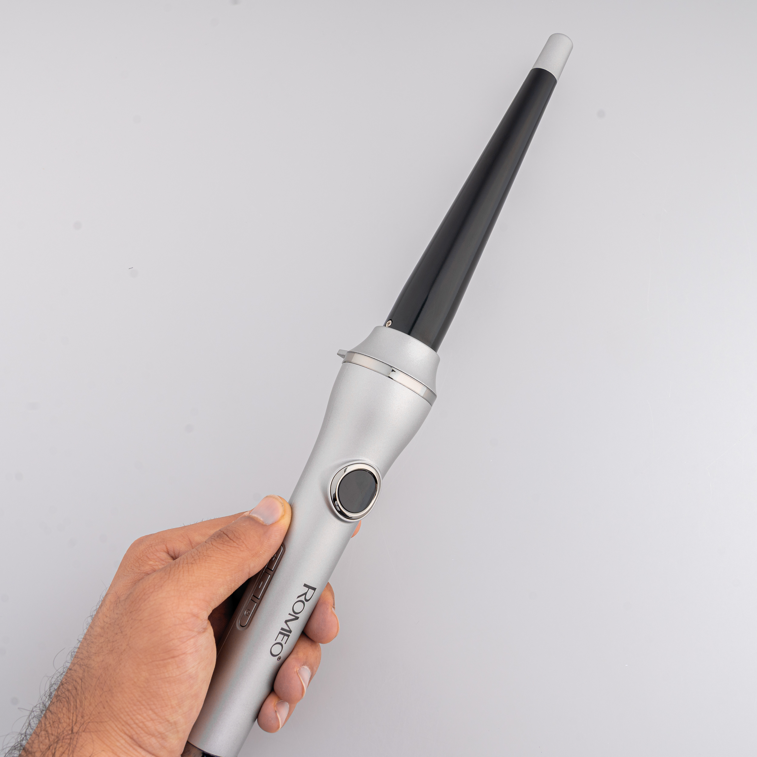 اتو و حالت دهنده ی مو حرفه ای رومئو مدل RM-5555 به همراه فر کننده مو