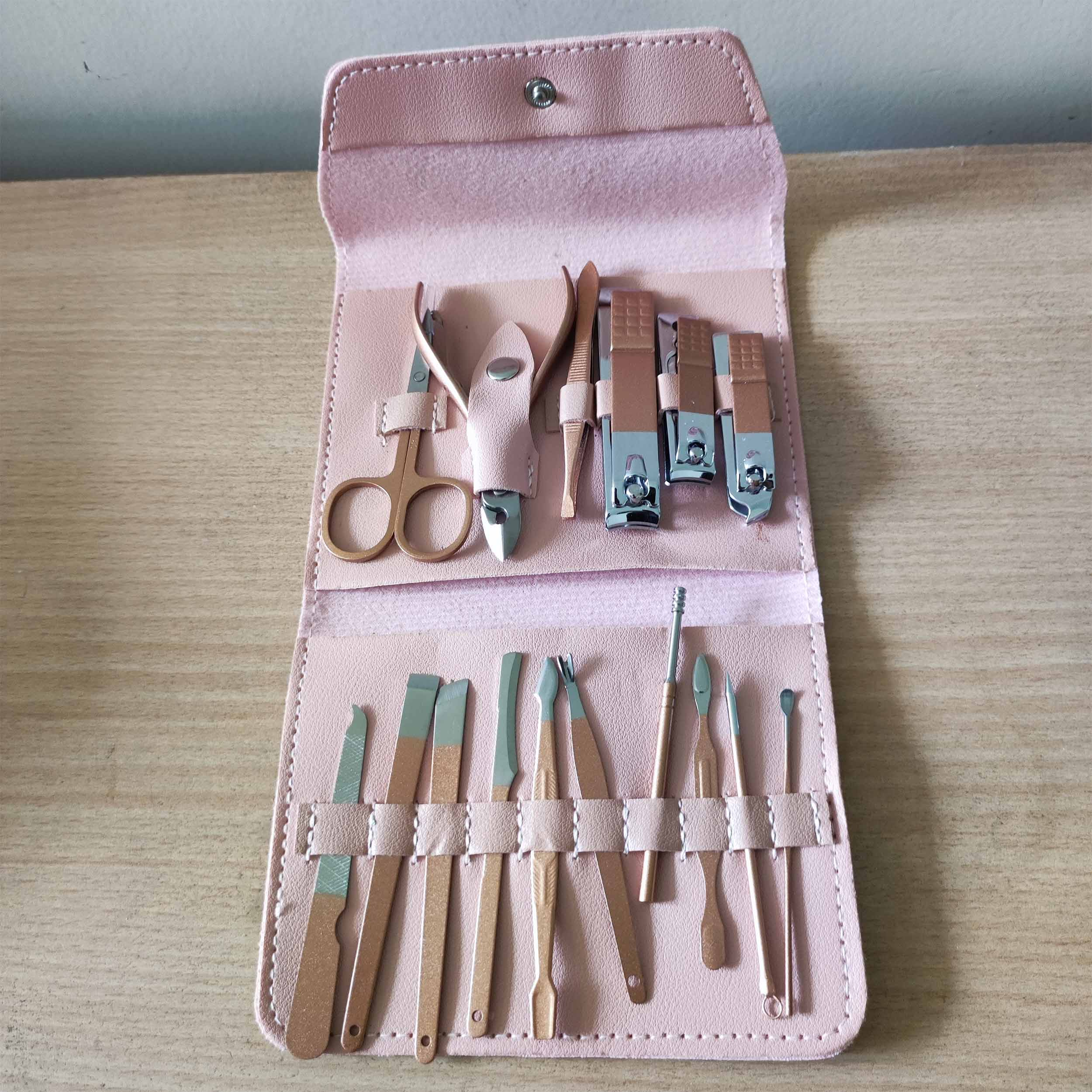 ست مانیکور و پدیکور مدل M-145 مجموعه 16 عددی