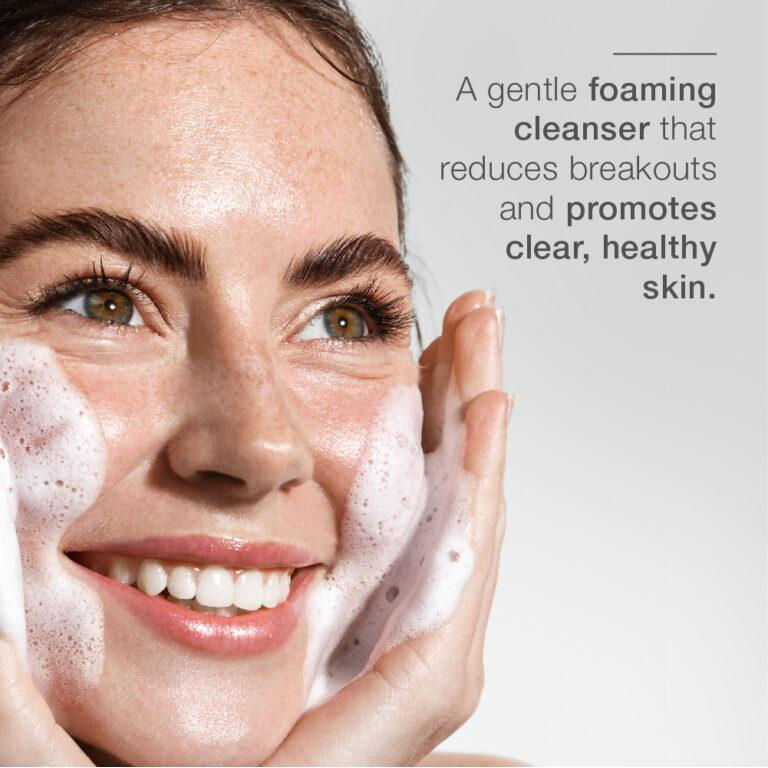 کرم پاک کننده صورت مختص پوست چرب وآکنه ای اسکین کد مدل Clarifying wash حجم 125 میلی لیتر