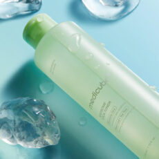 تونر تسکین دهنده مدیکیوب مدل Exosome Cica حجم 210 میلی لیتر