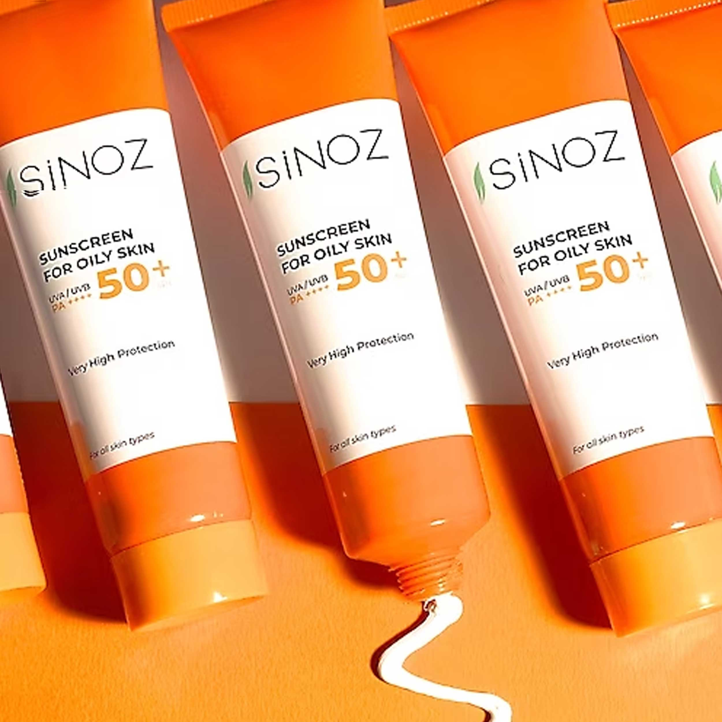 کرم ضد آفتاب بدون رنگ سینوز SPF 50 مدل پلاس مناسب پوست های چرب حجم 50 میلی لیتر