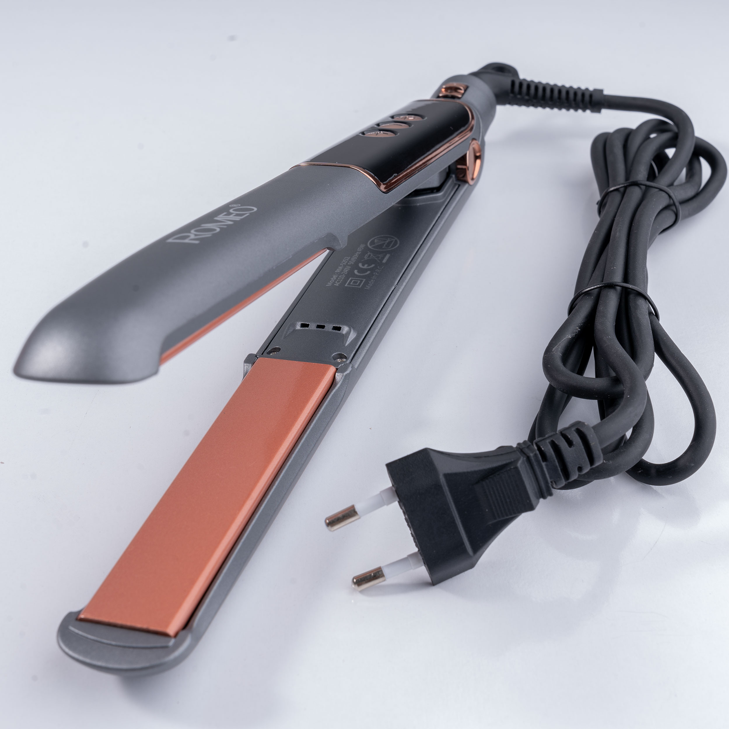 اتو مو رومئو مدل RM-5252