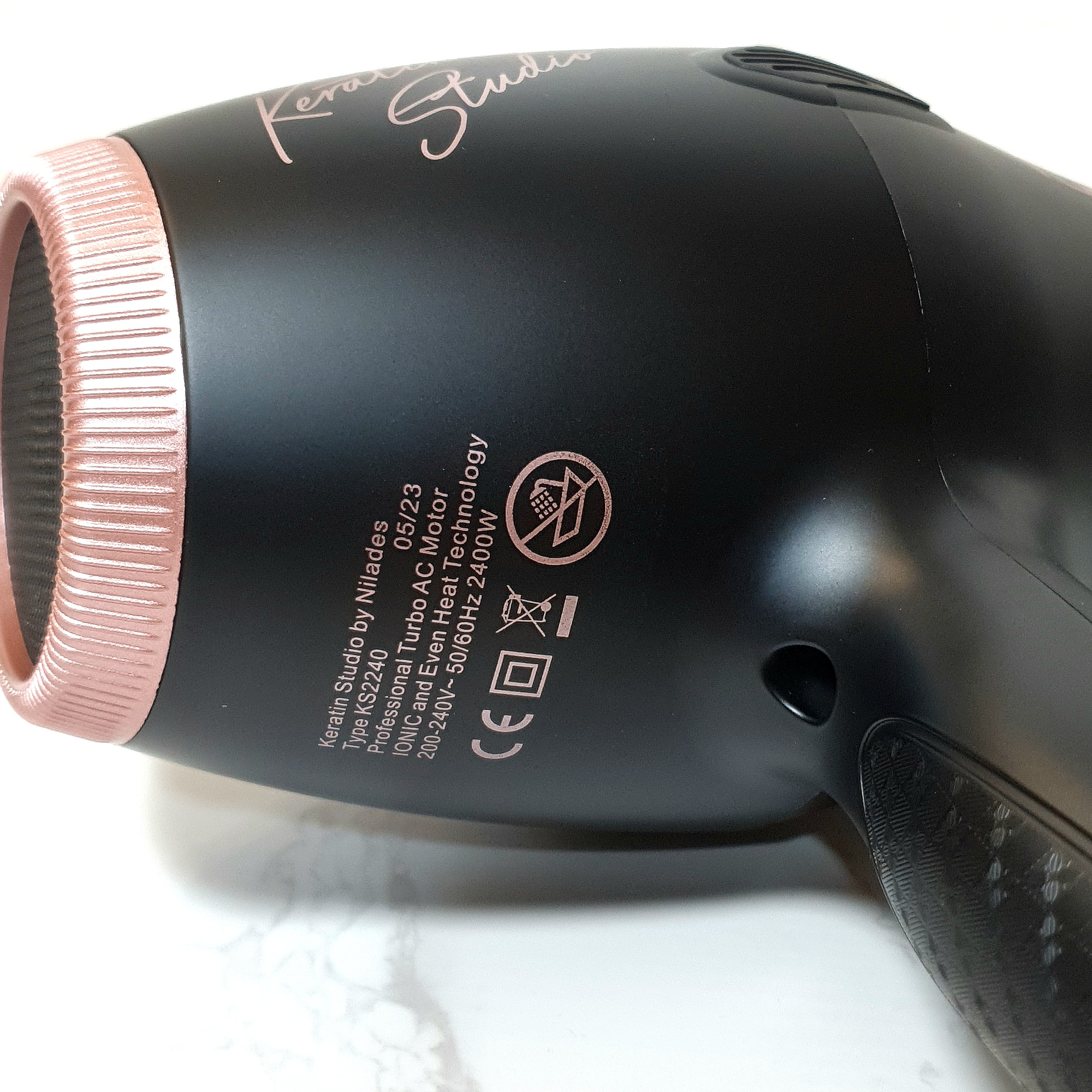 سشوار حرفه ای نیلادس مدل Keratin Studio