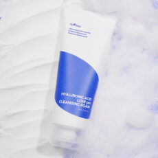 فوم شستشوی صورت ایزنتری مدل Hyaluronic Low pH مناسب انواع پوست حجم 150 میلی لیتر