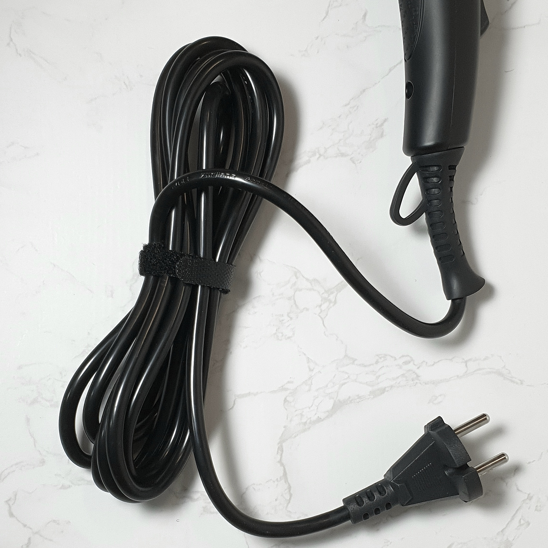 سشوار حرفه ای نیلادس مدل Keratin Studio