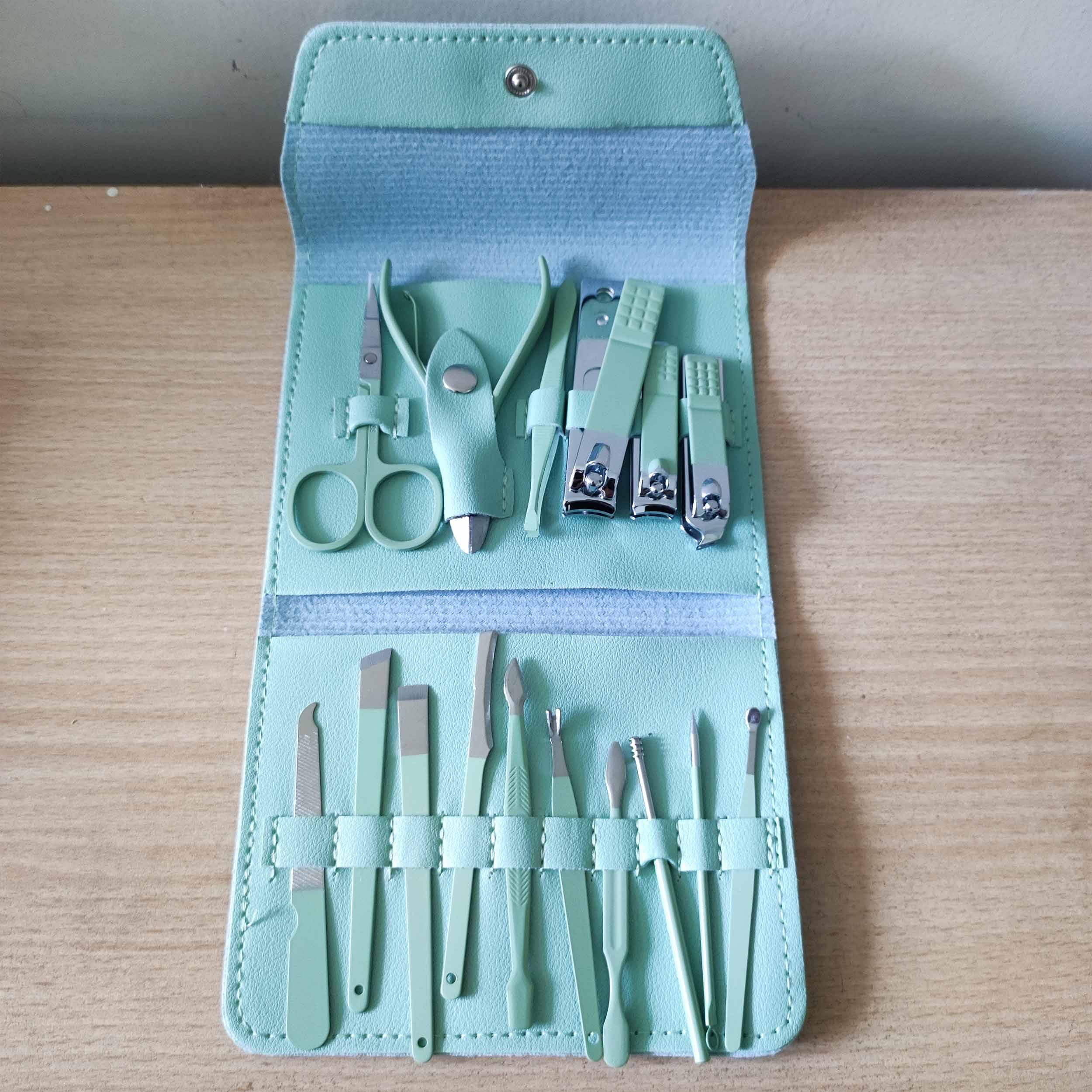 ست مانیکور و پدیکور مدل M-145 مجموعه 16 عددی