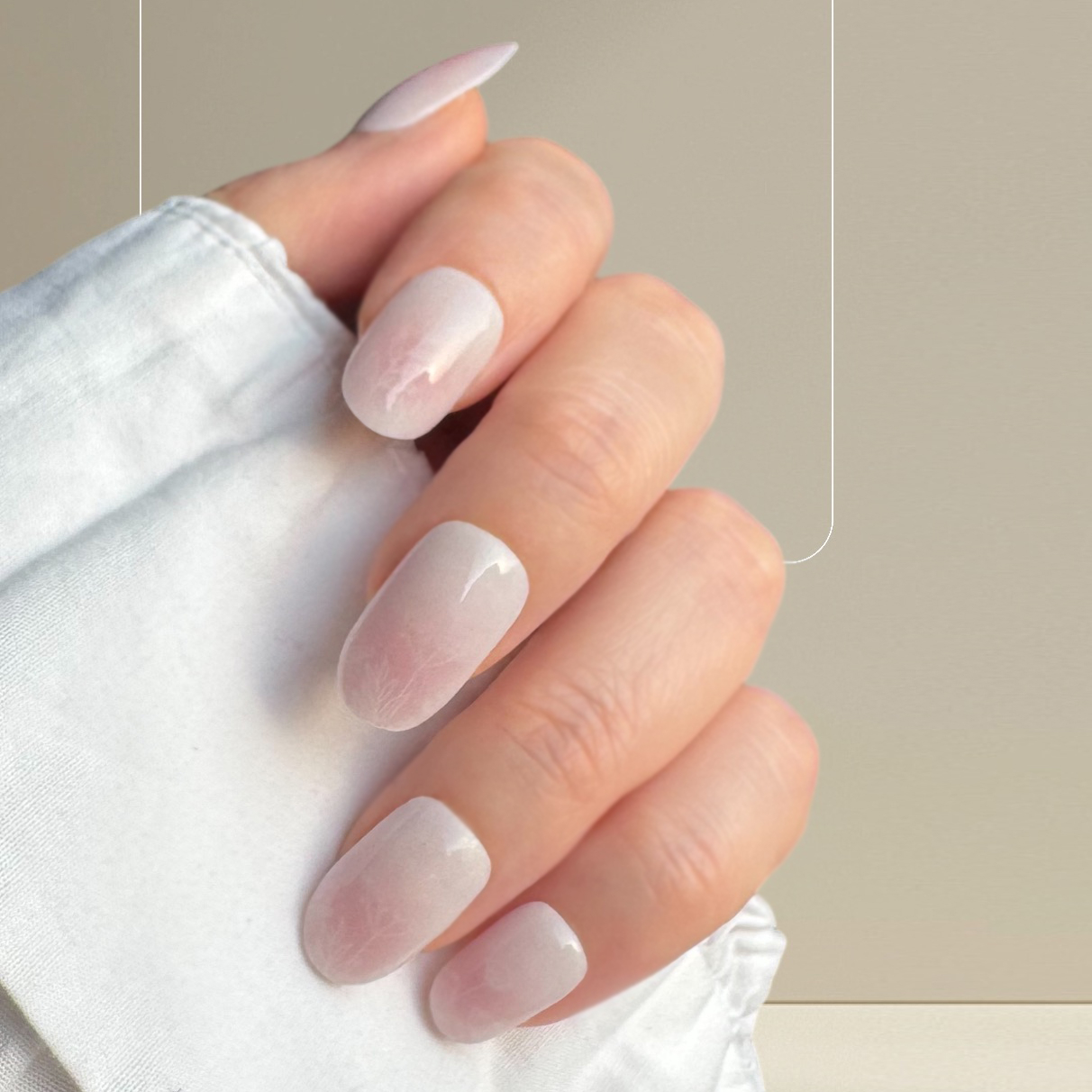 ناخن مصنوعی دست میراکل آرت مدل گرد کد R2400107 بسته 24 عددی