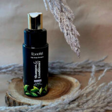 شامپو تقویت کننده مو رونوفل مدل  درخت چای مناسب برای مو چرب حجم 250 میلی لیتر