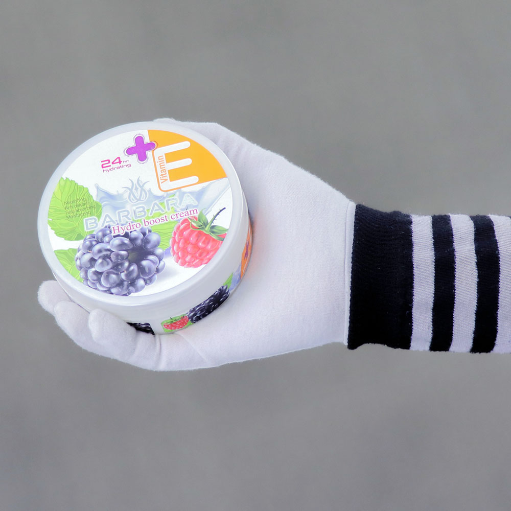 کرم مرطوب کننده و آبرسان باربارا مدل Three vitamins حجم 250 میلی لیتر مجموعه 3 عددی